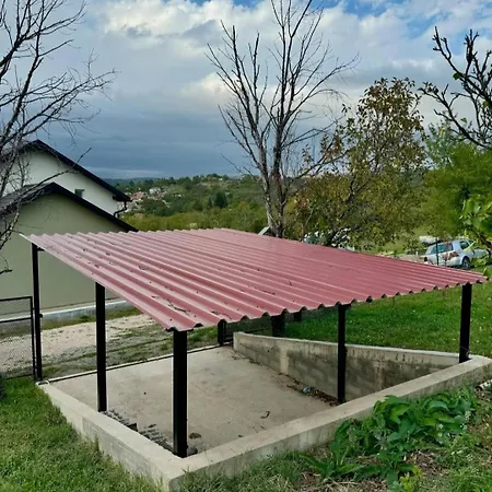 Brvnara Ferienhaus *